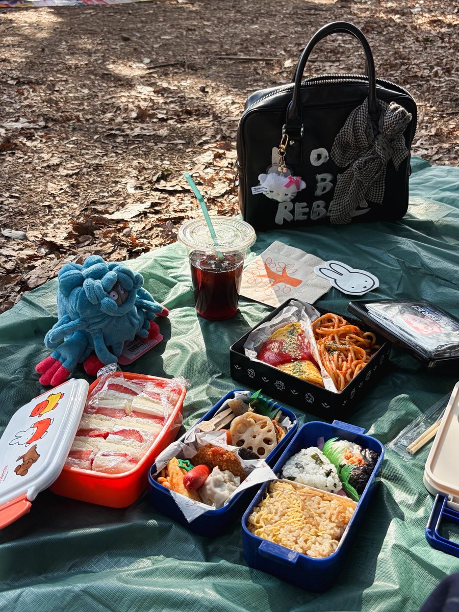 みち草 tweet media