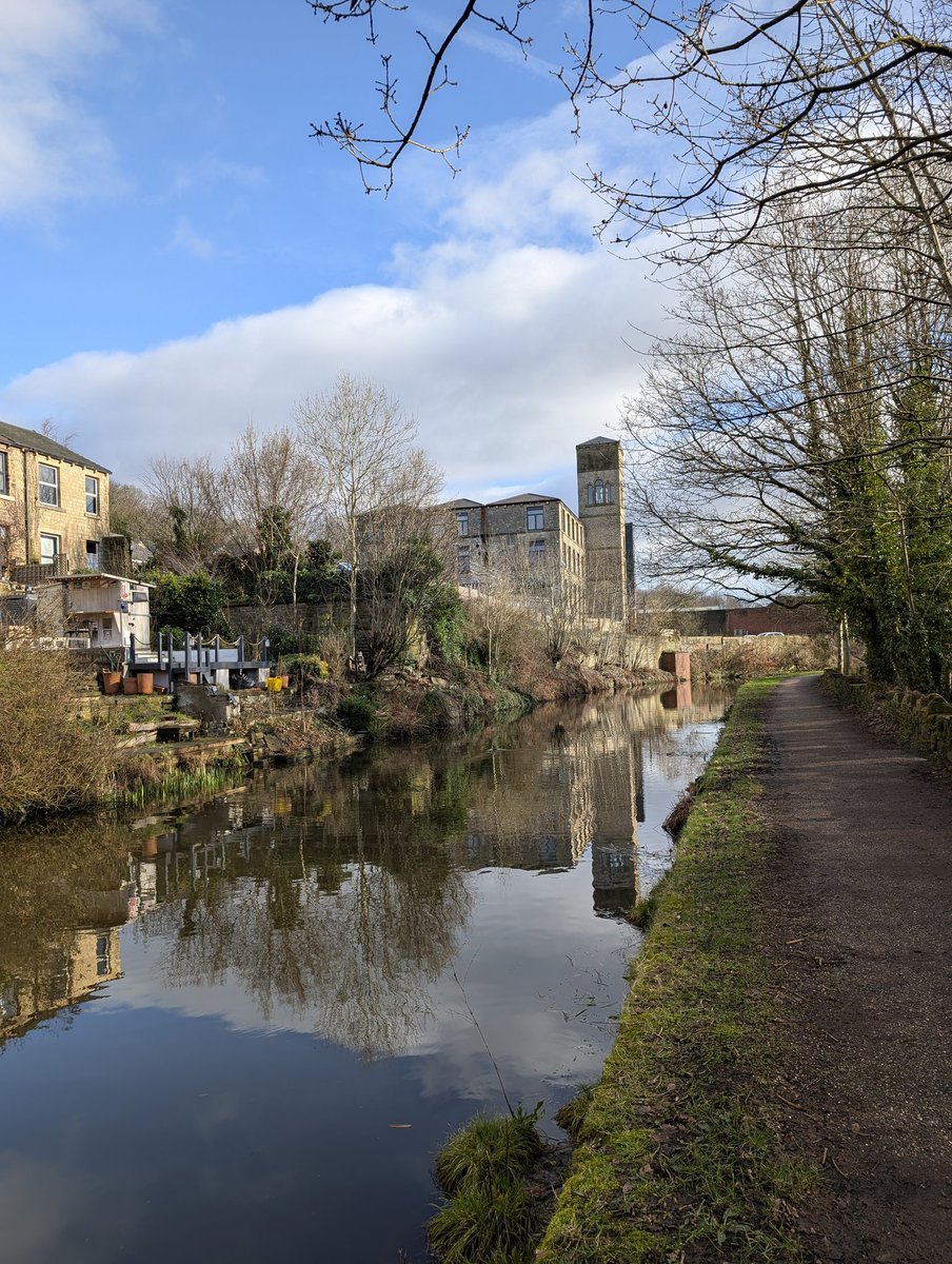 Merrers73's tweet image. 1st of March and it feels like Spring is here. #Slaithwaite #Golcar #Milnsbridge