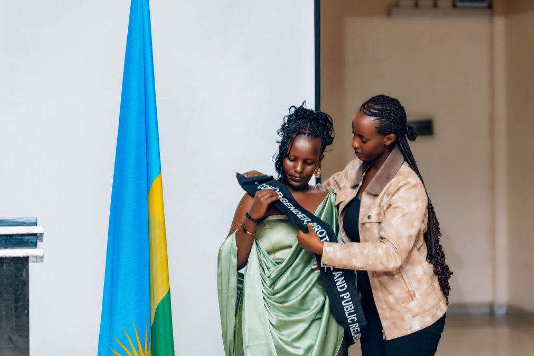 Cyurinyanayvon1's tweet photo. Yesterday, on the 28th of February, I attended the handover ceremony of IBUKA UR Huye  at University of Rwanda Huye campus. I was the commissioner of Gender and Protocol and I was replaced by Stella who is also Mere of Urungano Tona❤️ https://t.co/ltaLgsDp9C