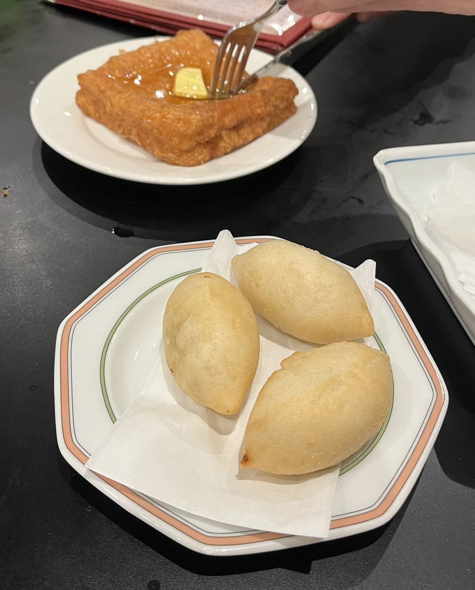 久々に贊記行きました(全然映えない撮り方をした)
オーナーにも久々に会った〜