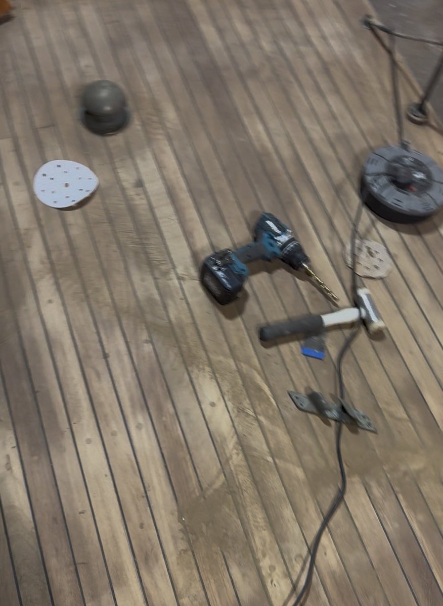 Gerfalcon a RNPS and Dunkirk Little Ship tweet media