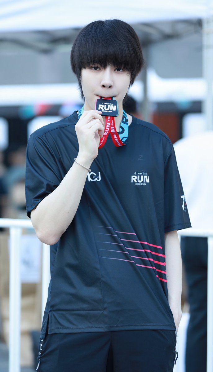 arikabebby12's tweet photo. 5000เมตรก็ไม่ไกลนะ
#nneel_kw
#nneel
#ด้อมถ้วยฟู https://t.co/U8IrDj65OM