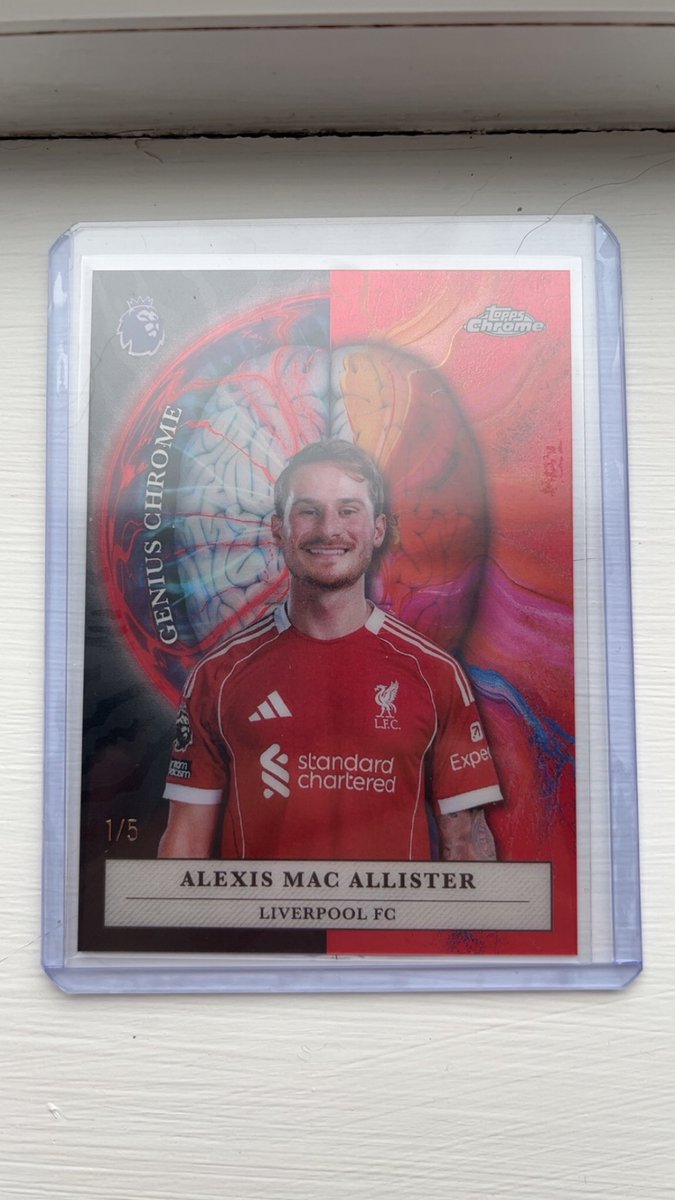 anyhash's tweet photo. @MattHDGamer pulled this nonsense if your interested🤣 from a hobby box at the dublin show https://t.co/KppBJkqNZe