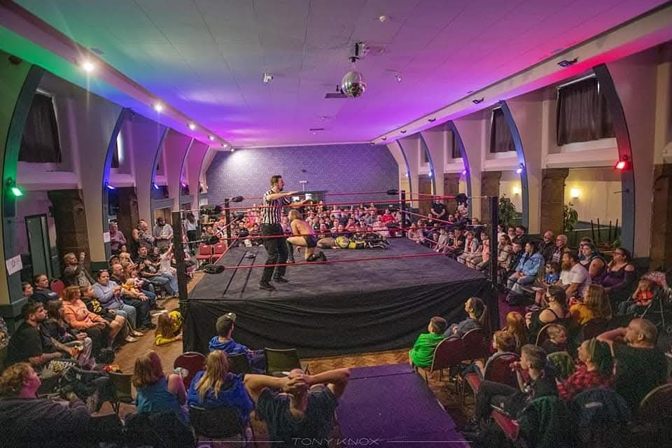 Wrestle Island🍥 tweet media