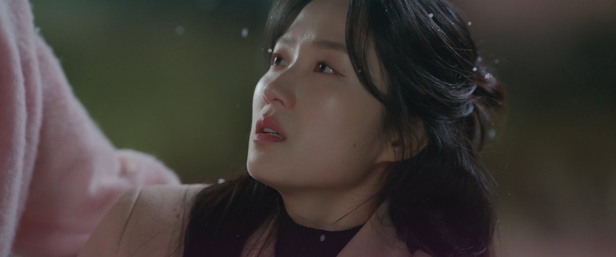 the snow on her eyelash was a paid actor