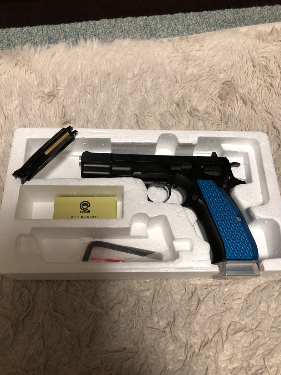 ブローバックが安定しなかったcarbon8 CZ75をモケイパドックを通じて