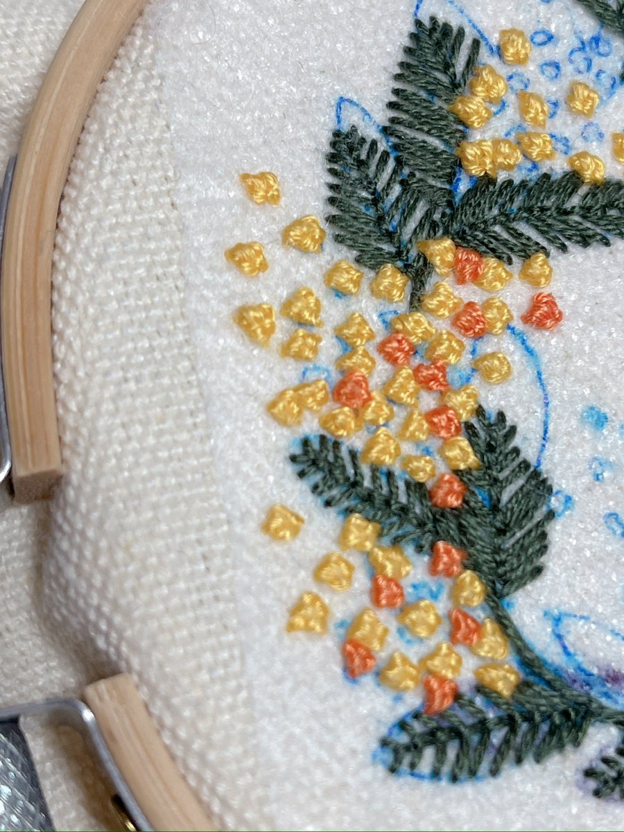 yui630217's tweet photo. 最近は美味しいものを食べて、ちくちく刺繍🧵🪡して、楽しく過ごしてます。

刺繍仲間を増やしたい☺️

息子は秋も過ぎているのに、どんぐり集めに夢中🌰 https://t.co/y4QCOIZ2BI