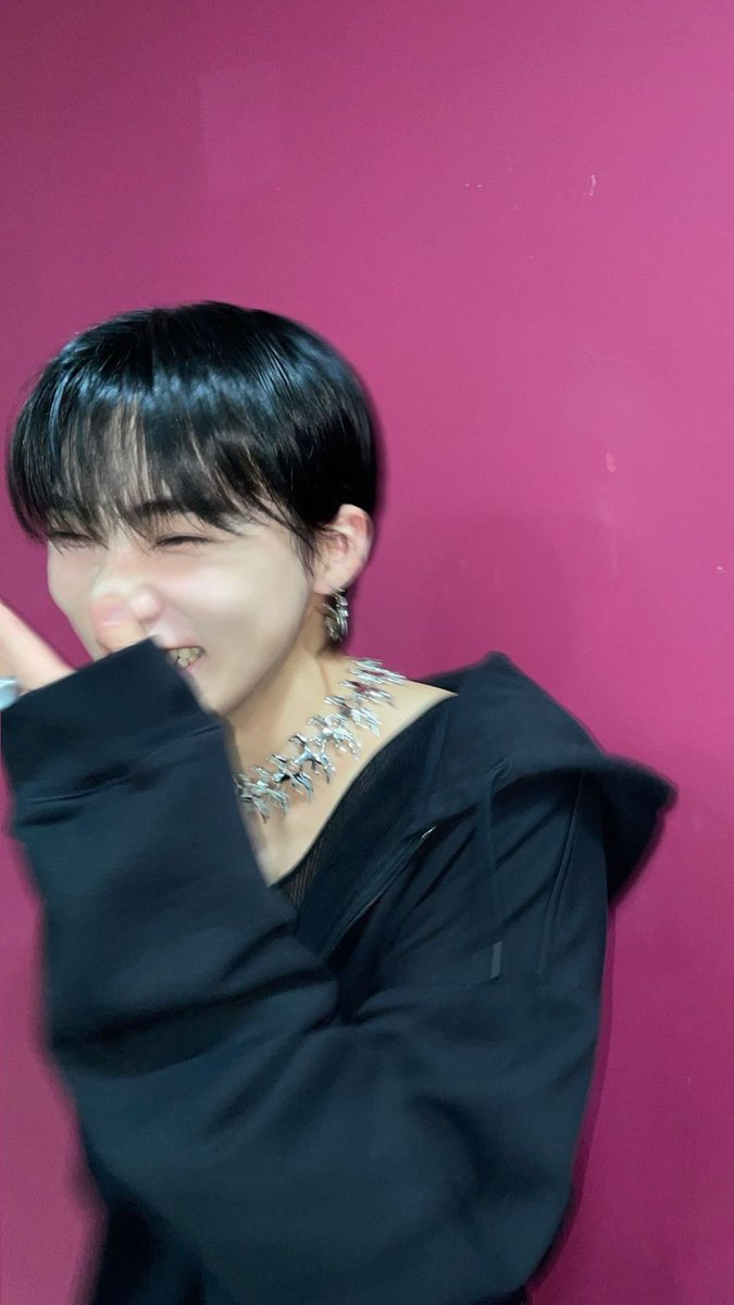 nerumeow__'s tweet photo. 차니가 이렇게 행복하게 웃는 모습 보고 싶어ㅠ https://t.co/l8B1izrmdZ