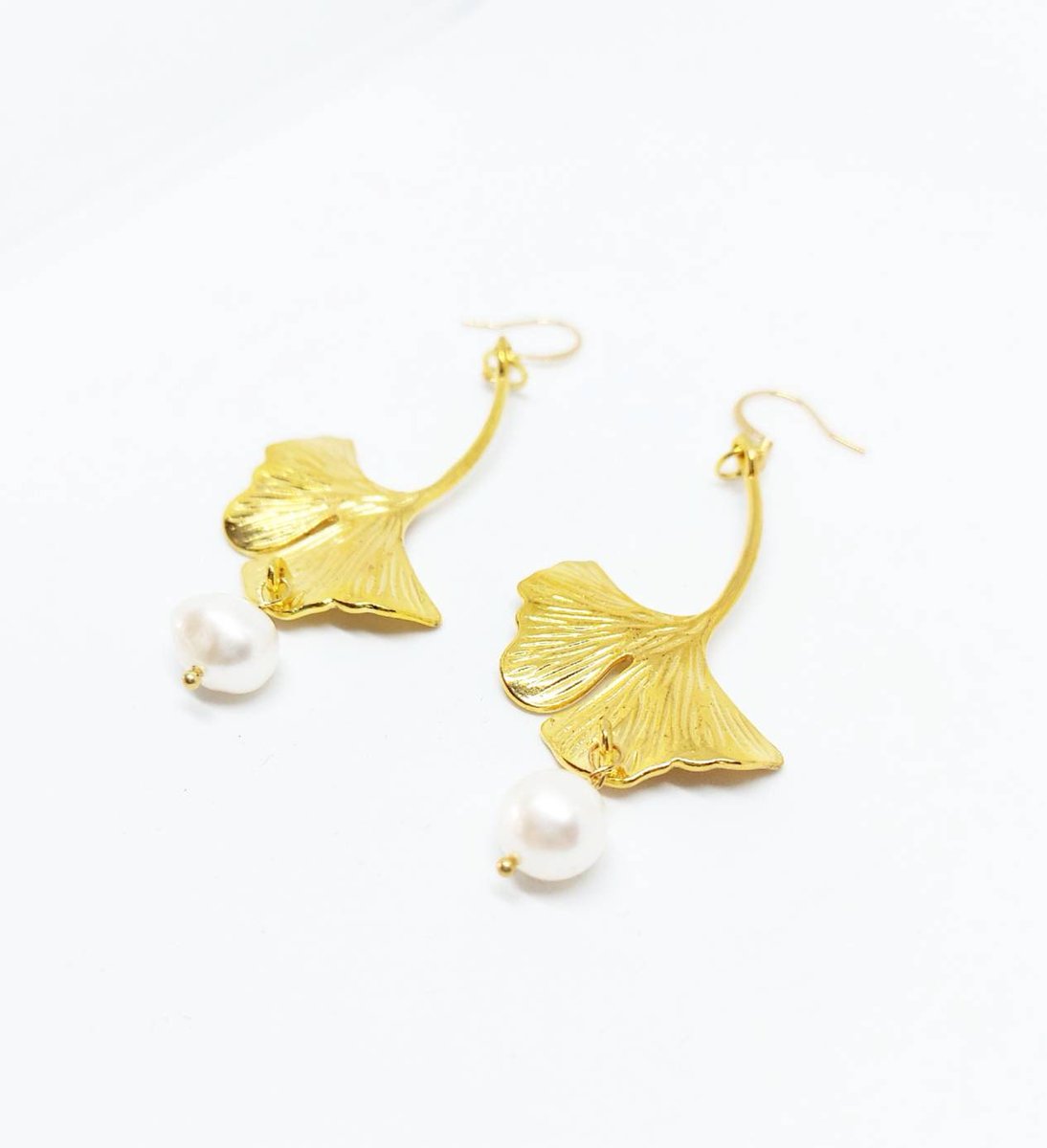 artbijoustore.etsy.com/listing/568549… #etsygifts #etsyshop #handmadejewelry #HandmadeWithLove #jewelryart #gift #gifts #giftideas #shoppingqueen #shopping #1Mart #March1st #HappySunday #SundayVibes #Inspiration #shopsmall #bridesmaidgifts #WeekendMood #giftsforher #onlinejewelry #accessories