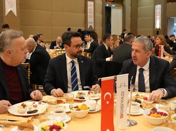 BalinNail's tweet photo. BOSİYAD geleneksel iftar davetimize katılan
değerli konuklarımıza,
Ticaret Bakan Yardımcısı Sn.Mahmut GÜRCAN’a , Kurumumuz Başdanışmanı Prof.Osman ALTUĞ’a
Önceki dönem TİM Başkanı Sn.İsmail Gülle’ye STK Başkanlarına, Siyasi Parti temsilcilerine ve BOSİYAD Yön.Kur. teşekkür ederim https://t.co/klncyd6oHA