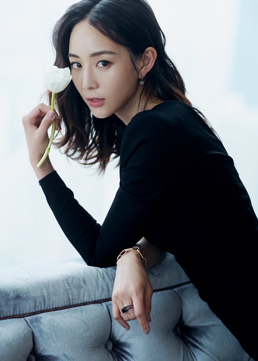 bai_lu_twh's tweet photo. #JanineChang #ZhangJunning #NingChang #張鈞甯 🇨🇳💘💘💘
Janine Chang is elegant in Alex Perry for a Kérastase brand event
#AlexPerry
#Kérastase https://t.co/CYqa9xwJuQ