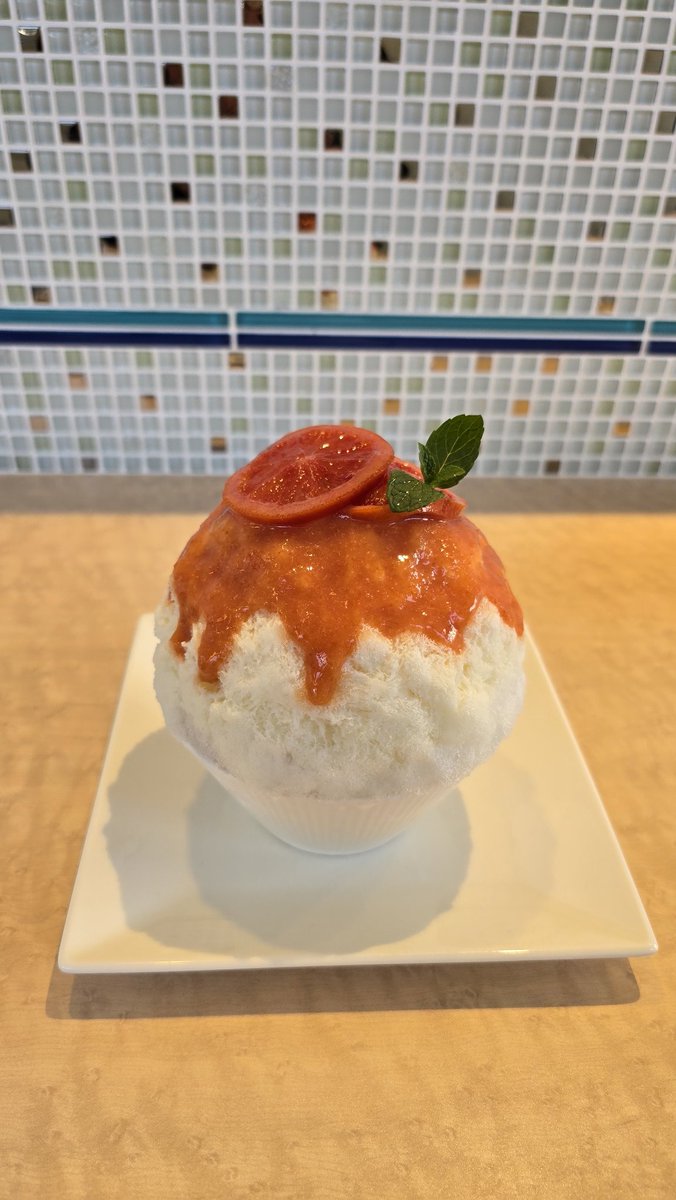 03110615kuro's tweet photo. KORICAFEANNIVERSARY
ひな祭りver.2～苺とさくらもち～🎎
ブラオレ ｺﾞﾙｺﾞﾝｿﾞｰﾗ🍊
今日から3月に入りひな祭り氷が食べたくて🍧🩵
あんこにさくらと旬と季節を味わえた美味しさでした🌸🍧
ブラオレの柑橘も絶品氷🍊💛
店内に飾ってあった雛人形も綺麗です🎎
#KORICAFEANNIVERSARY https://t.co/DPbtchYh9V