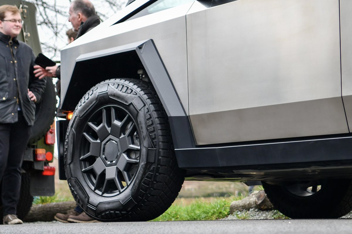 𝔻𝕒𝕟𝕚𝕖𝕝 𝔹𝕖𝕧𝕚𝕤 tweet media