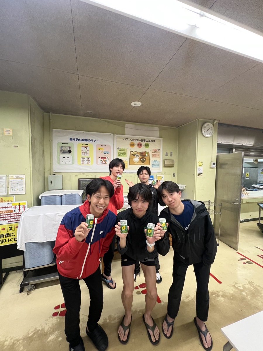 岡村（3）のご両親からキレートレモンの差し入れをいただきました！！
ありがとうございます！