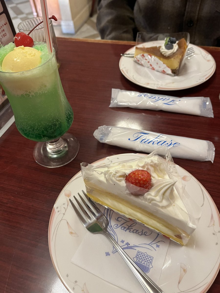 ribbonmia's tweet photo. today in tokyo https://t.co/SmyYPLqXwi