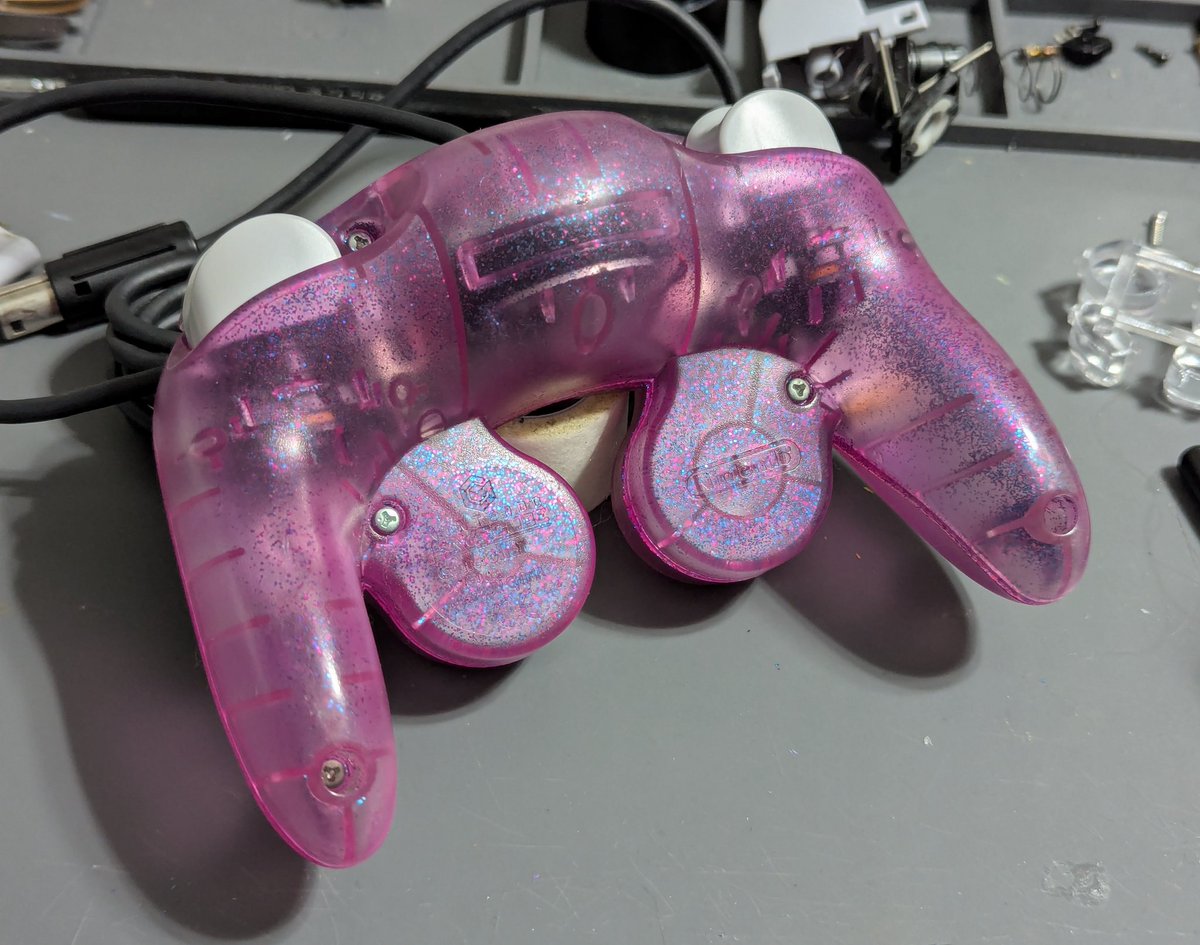 Cheese Controllers tweet media