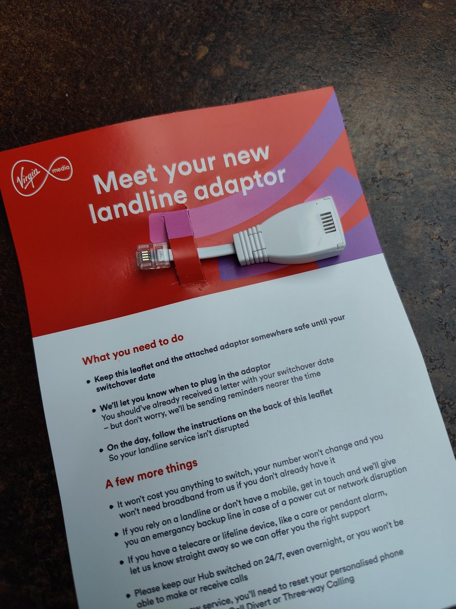 nickjdgilbert's tweet photo. I wonder how much this is costing @virginmedia ?? #virginmedia .. How many of us out there ditched our land lines years ago but have to agree to have one due to the ridiculous 'discount' scheme operated by them. https://t.co/bRhjnpWYrD