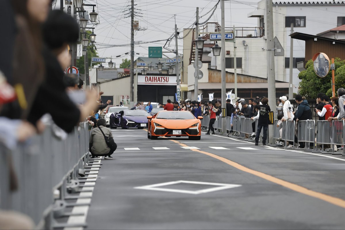 2023年SUPER GT公道走行以来。
駅前に再びレーシングカーの鼓動を。

約1kmの公道デモランを調整中。
GTWCA（GT World Challenge Asia）GT3、
往年F1／SuperFormula、国内F3・F4、
GTスーパーカー約40台。

※2026年10月開催を調整中
#取手GP #GTWCA #GT3  #Formula #藤代駅 #茨城
