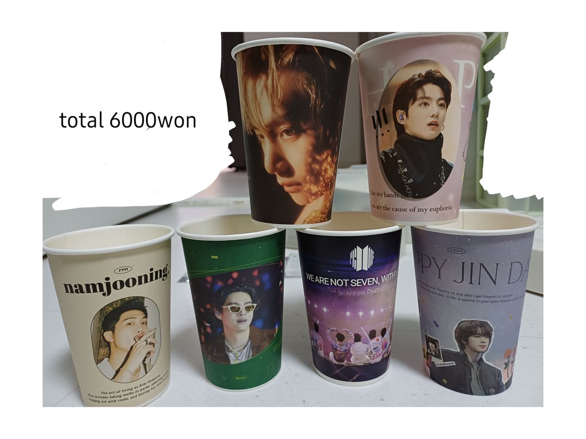 wbdodgeoeo's tweet photo. BTS BIRTHDAY CAFE CUP GOODS 
total 6000원 DM please https://t.co/opAOeqT75o