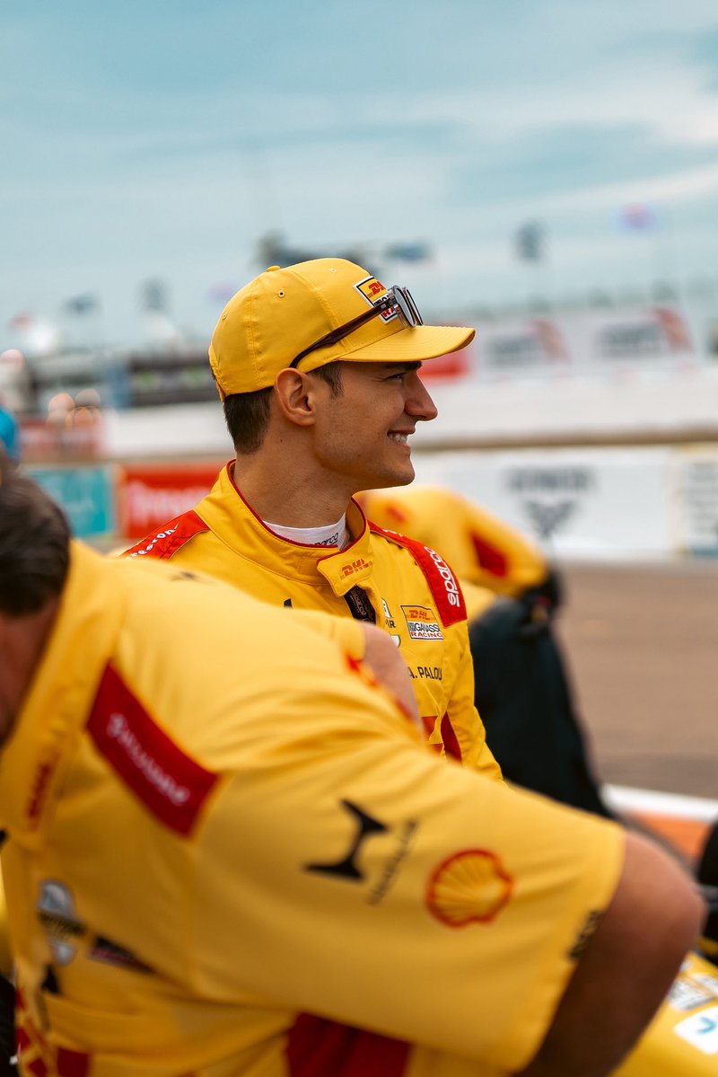 AlexPalou's tweet image. RACE DAY!!! 🦍

Starting P4 today with 100 laps to make it happen. LET’S GO!

#OneGoal