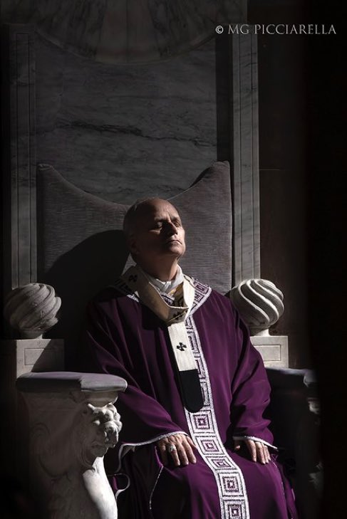 ‼️‼️ El Papa León XIV hace un llamado urgente a la paz en Medio Oriente e Irán, advirtiendo sobre el riesgo de un “abismo irreparable”.

“Sigo con profunda preocupación lo que está sucediendo en Oriente Medio y en Irán en estos momentos dramáticos.

La paz no se construye con