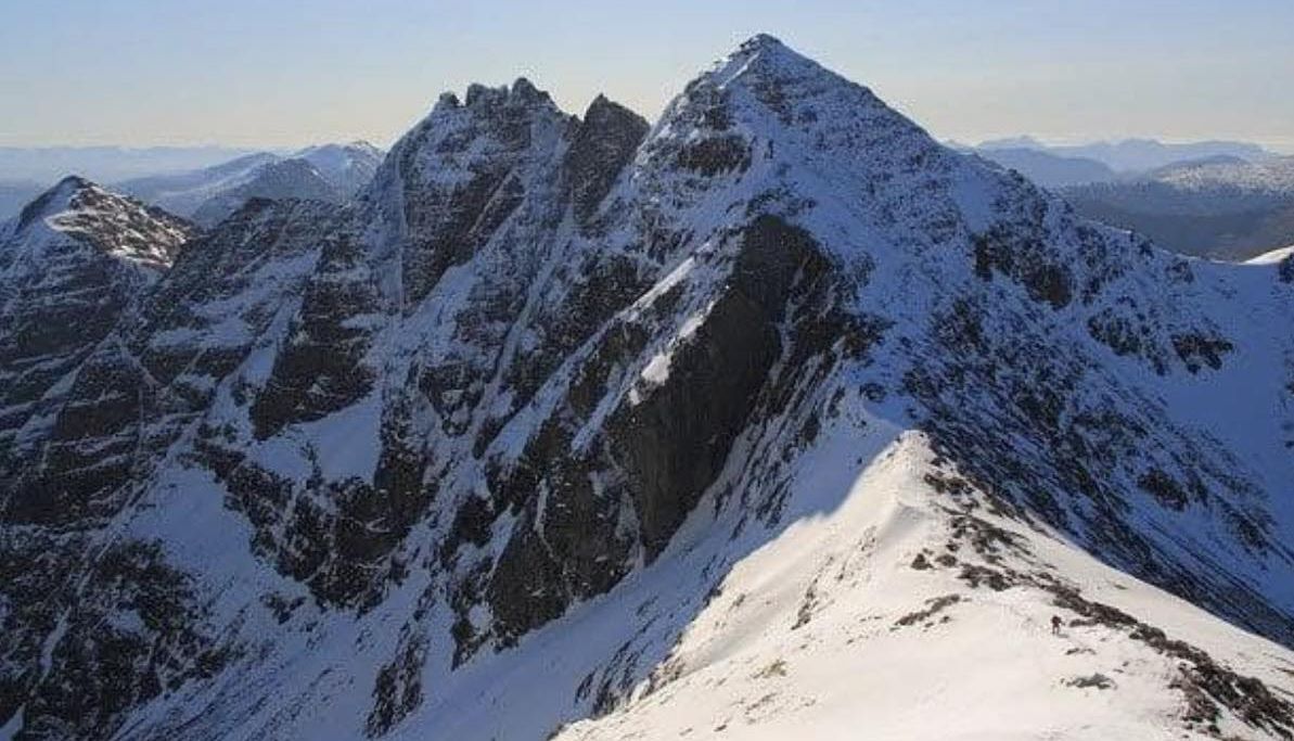 AlanIng07784982's tweet photo. Photos and Info on walks, climbs and treks on and around the world's high mountains - European &amp; NZ Alps, Caucasus, High Atlas and Kilimanjaro, Himalayas, Karakoram, Andes, Canadian &amp; Colorado Rockies, Sierra Nevada ( Spain &amp; California ) et al -
https://t.co/HIkwUqHy2v
#Climbs https://t.co/HIhFVgMqh8