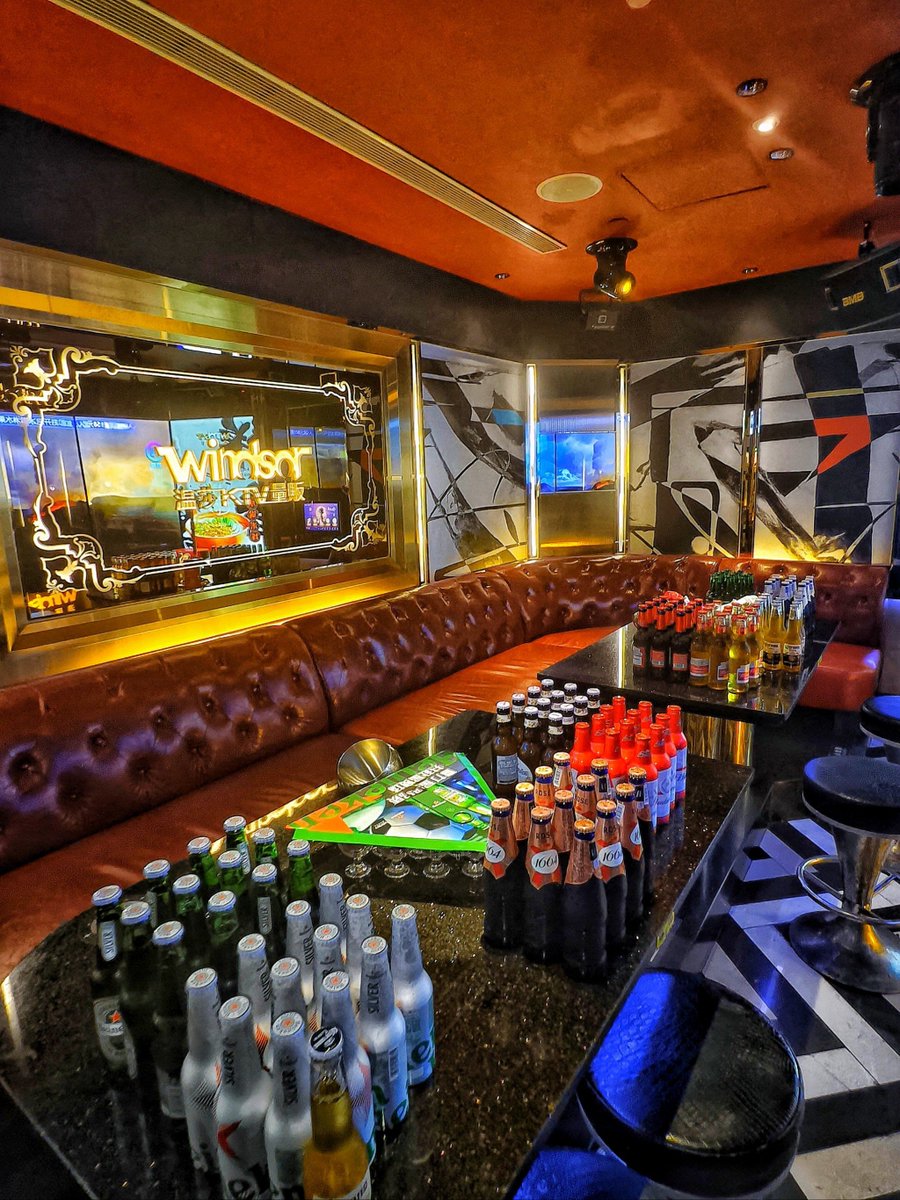 Adamz74190164's tweet image. Sing your heart out at KTV tonight! Grab friends, pick your favorite hits, and let the good times roll. Book a booth now—no stage fright, just pure fun!  #KTVVibes #GroupSing #GoodTimes