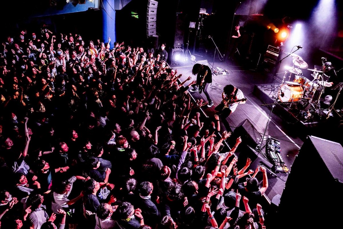 9mm_official's tweet photo. 【 ライブ終了！】
9mm Parabellum Bullet presents「Re-act I」@名古屋公演終了！！

ご来場いただいたみなさま、ありがとうございました！

次回は3/8(日) 9mm Parabellum Bullet presents「Re-act I」@大阪BIGCAT公演でお会いしましょう！

photo by @SPG_NABE https://t.co/bj8NnZxKaS