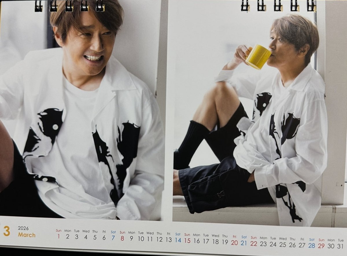 今日から3月✨爽やかなマッチのカレンダーを見ながら3月も頑張ります