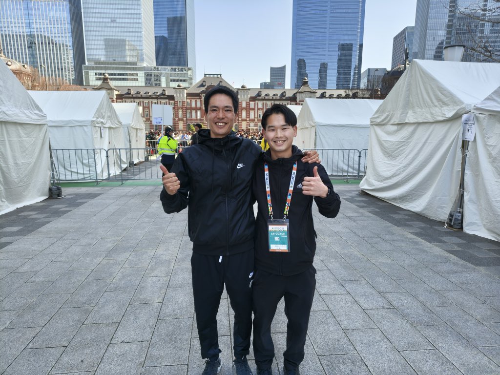 ryuichi_run's tweet photo. 東京マラソン！

付き添いとして現地に行ったけど楽しすぎた
自分もいつかはエリートで出てみたい https://t.co/4tJ82AsnPF