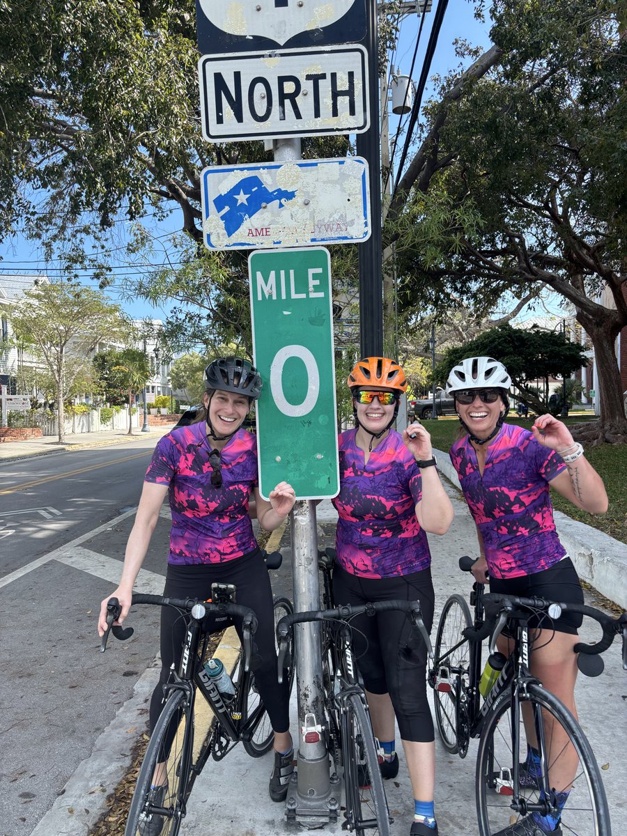 RosenbergerMd's tweet photo. 3️⃣ roomies.2️⃣days.1️⃣0️⃣0️⃣miles. 🚴‍♂️🌊 Key Largo to Key West! ✅ Chased the horizon across bridges, turquoise water 🏝️ , sunshine☀️, and adventure in every mile. Just like old times! 🚲#KeyLargoToKeyWest #CenturyRide #FebruaryFun https://t.co/QqLhN5OYuQ