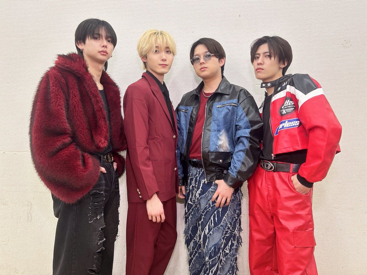 vara_fes's tweet photo. ✦••┈┈┈••✦♔✦••┈┈┈••✦

GAYA BEAT FES vol.2🎤

出演者1-4番は

【Catharsis】さん
【AMBIX】さん
【UN4D】さん
【CRESCENTRY】さん

でした✨

#GAYAFES #Catharsis #AMBIX #UN4D
#CRESCENTRY

✦••┈┈┈••✦♔✦••┈┈┈••✦ https://t.co/qDMdQPDikH