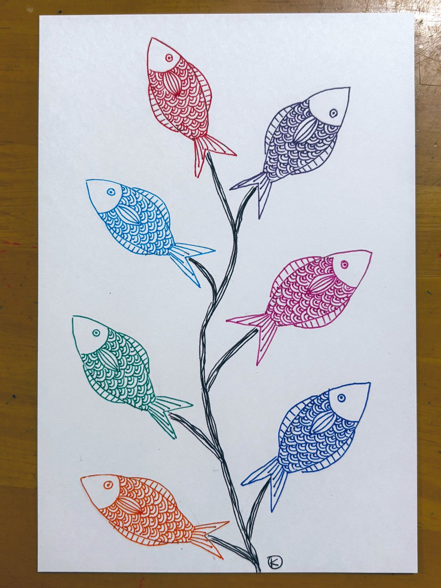 not leaves 🍃 #fish #art #diving #pen #photo #sea #魚 #海 #鱗