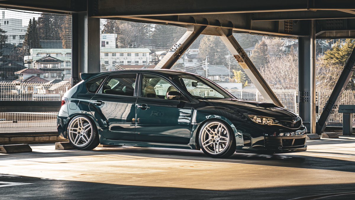 コマツ tweet media