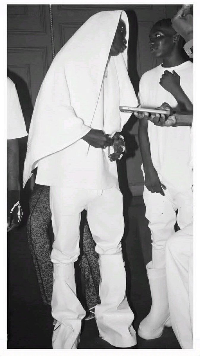 Muyeez_fp 🚀 tweet media