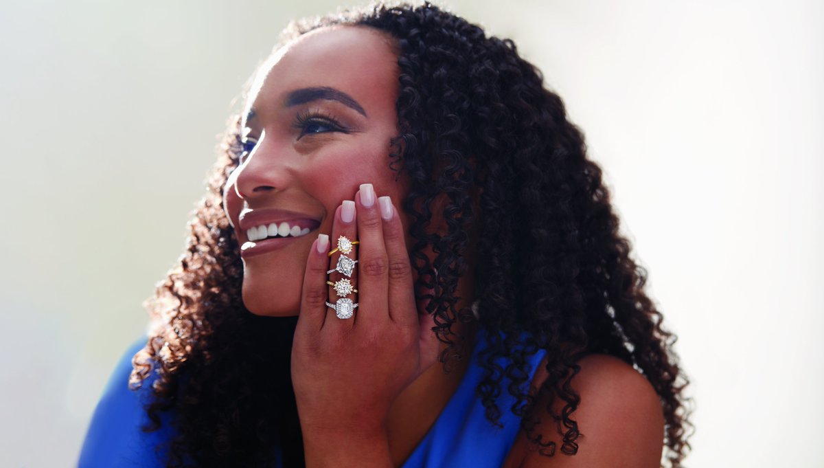 RyanJonathanFJ's tweet image. Radiate confidence in every brilliant detail. Make every moment unforgettable. #GoldJewelry #ElegantGlow #ChicStatement