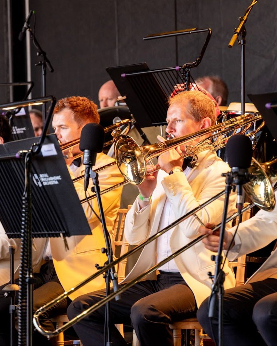 Leeds Castle Concert tweet media