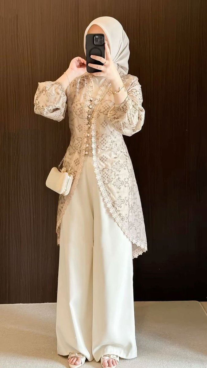 cesize's tweet photo. raya outfit ˚₊۶ৎ˙⋆

#Ramadhan2026 #ootdStyle #idulfitri #hijabstyle #racunshopee #shopeeaffiliate https://t.co/KdPtFEMNS6
