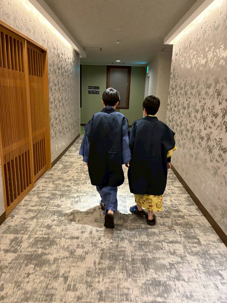 countach_oshu's tweet photo. 【３月のお知らせ】

３月８日(日)
カワイイ孫たちのダンス発表会をどうしても見に行きたいため
お休みさせていただきます

ヨロシクおねがいします

#つどいの食卓カウンタック https://t.co/VYACwbDXEq