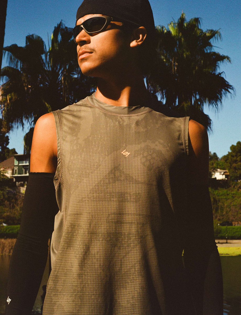 247 Represent tweet media