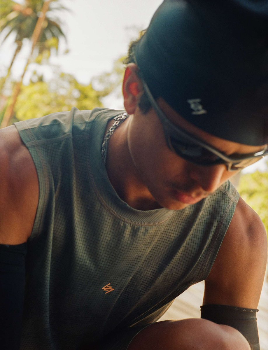 247 Represent tweet media