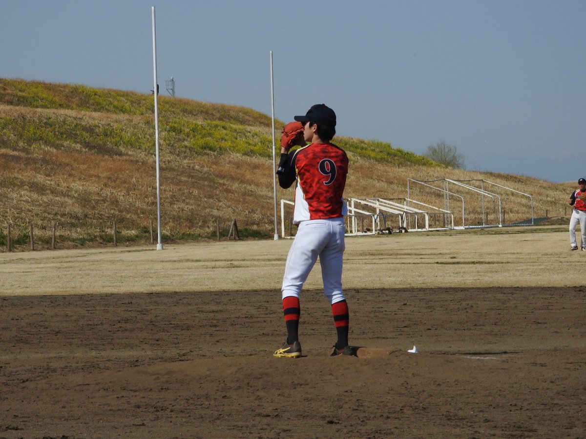 WassyoiOfficial's tweet photo. 【活動記録①】
3/1(日) 公式戦⚾️
荒川運動公園野球場⚾️
Apricot Chelseas様
6-0 Win🏆
5回まで0-0の投手戦となるも、6回に花岸のタイムリー含む打者一巡の猛攻で一挙６得点！
先発の冨田は貫禄の7回1安打完封👍
笑祭に春が訪れた🌸
今シーズン初勝利となりました🤝
対戦ありがとうございました🙇‍♂️ https://t.co/ifXrLaWN8A