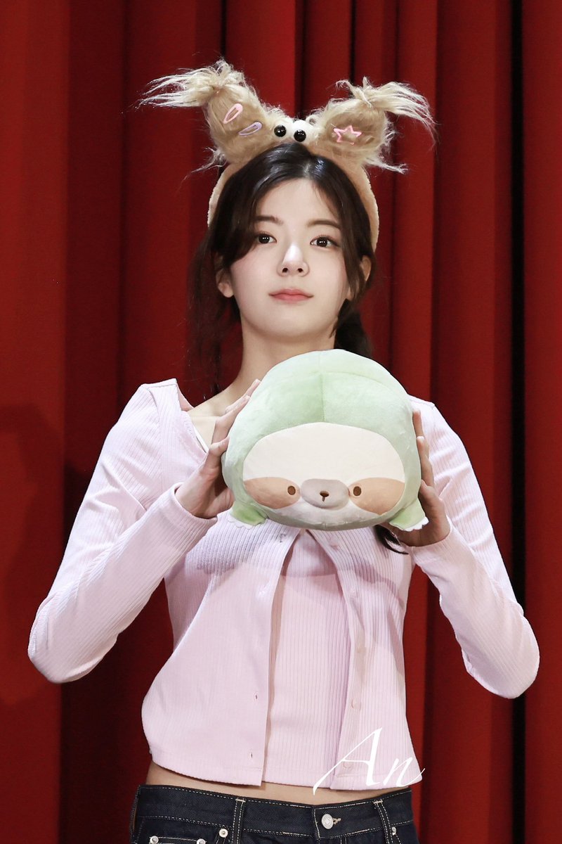 안 tweet media