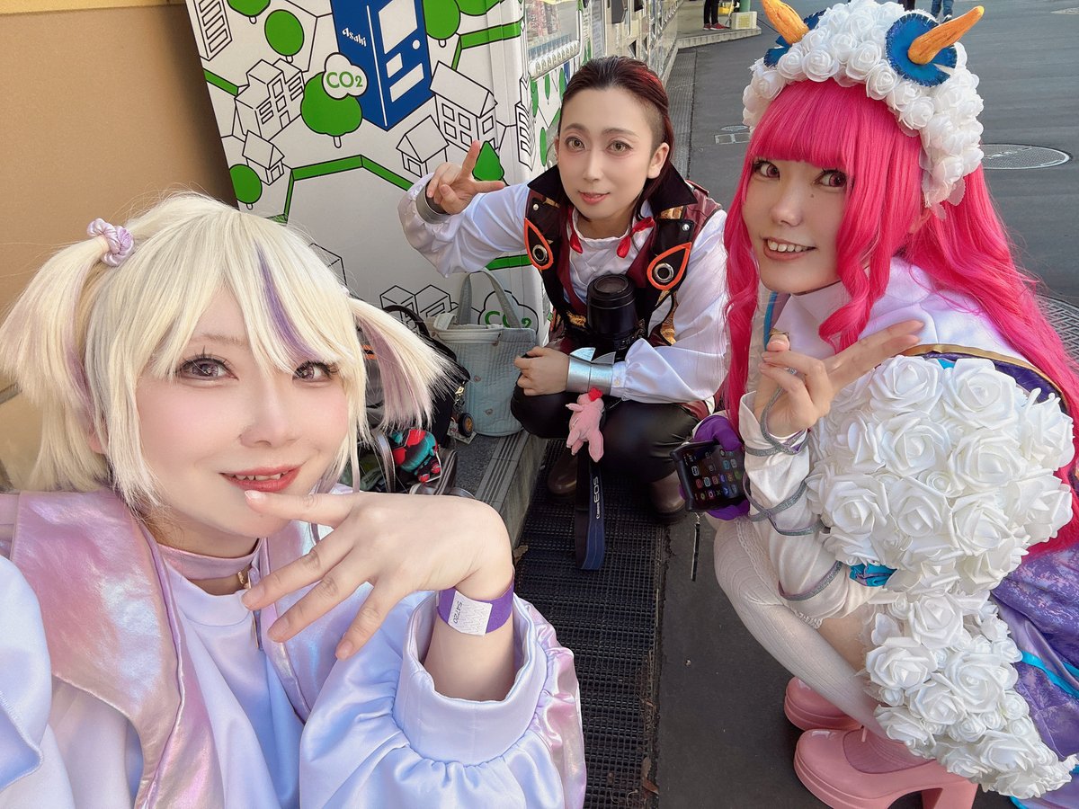 mirachu127's tweet photo. 今日はスパコスお疲れさまでした〜〜！！！
ようやく色々落ち着いたからおそくほー！
まめちとひかちゃんが似合い過ぎてカメラめちゃくちゃ楽しかった🐈✨
ばんちょーめちゃくちゃ動きやすいからカメラやるのにいいね🐈✨ https://t.co/QfepiKblzg
