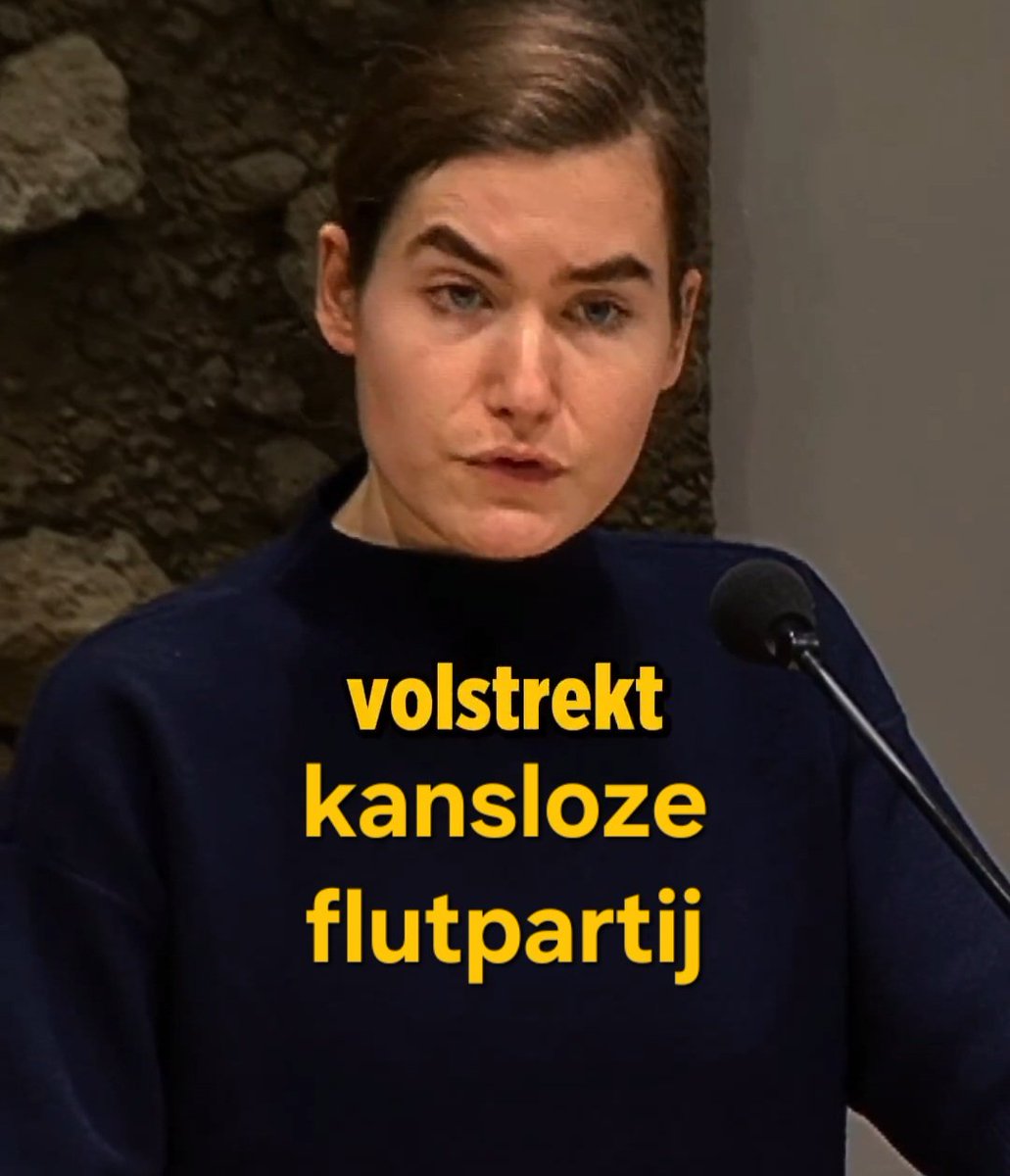 reggersman's tweet photo. Wanneer je jezelf onsterfelijk belachelijk maakt en neo-nazi's uitnodigt aan je tafel, dan hoor je niet thuis in Nederland. Laten we deze schande van ons afwassen!