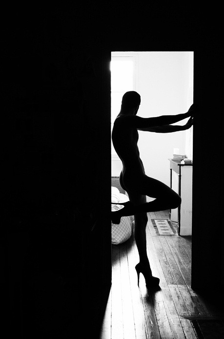 GeorginaPST's tweet photo. Step out of the shadows.
#crossdress #highheels #transform https://t.co/CzWryKcida
