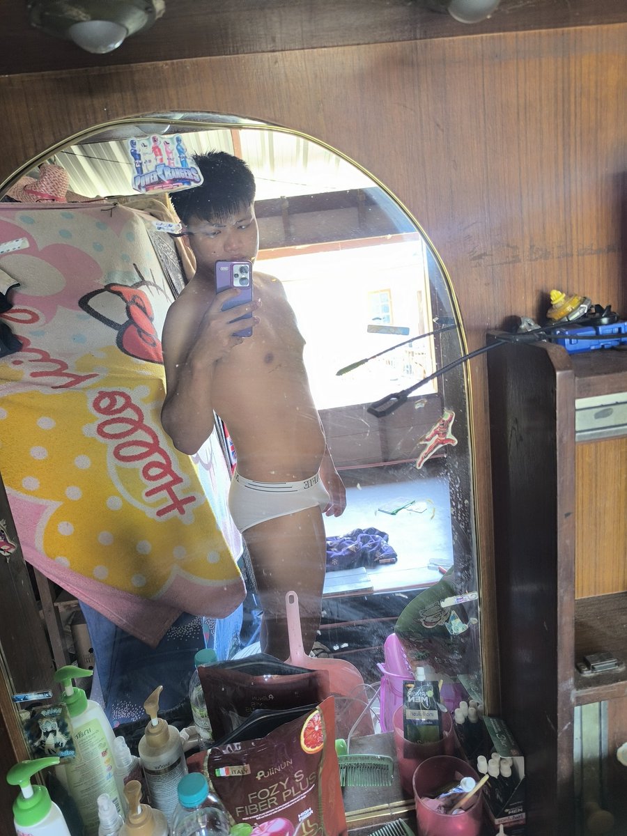 pee43929309's tweet photo. 😆💦 https://t.co/HvvlFPahp0