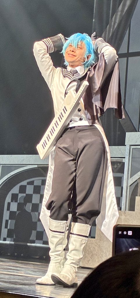 あとり。 tweet media