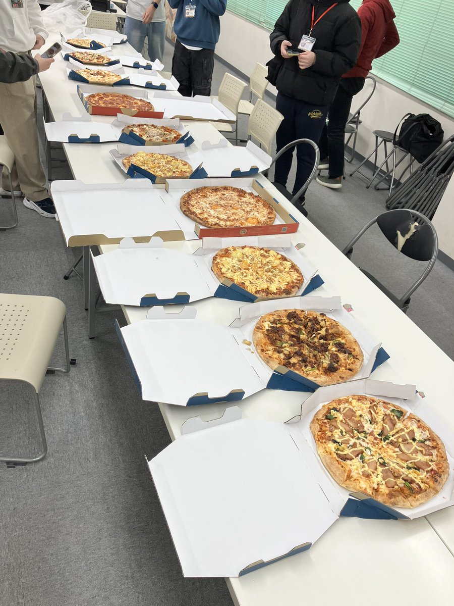 ピザとても美味しかったー！！！

#BUZZファン交流会