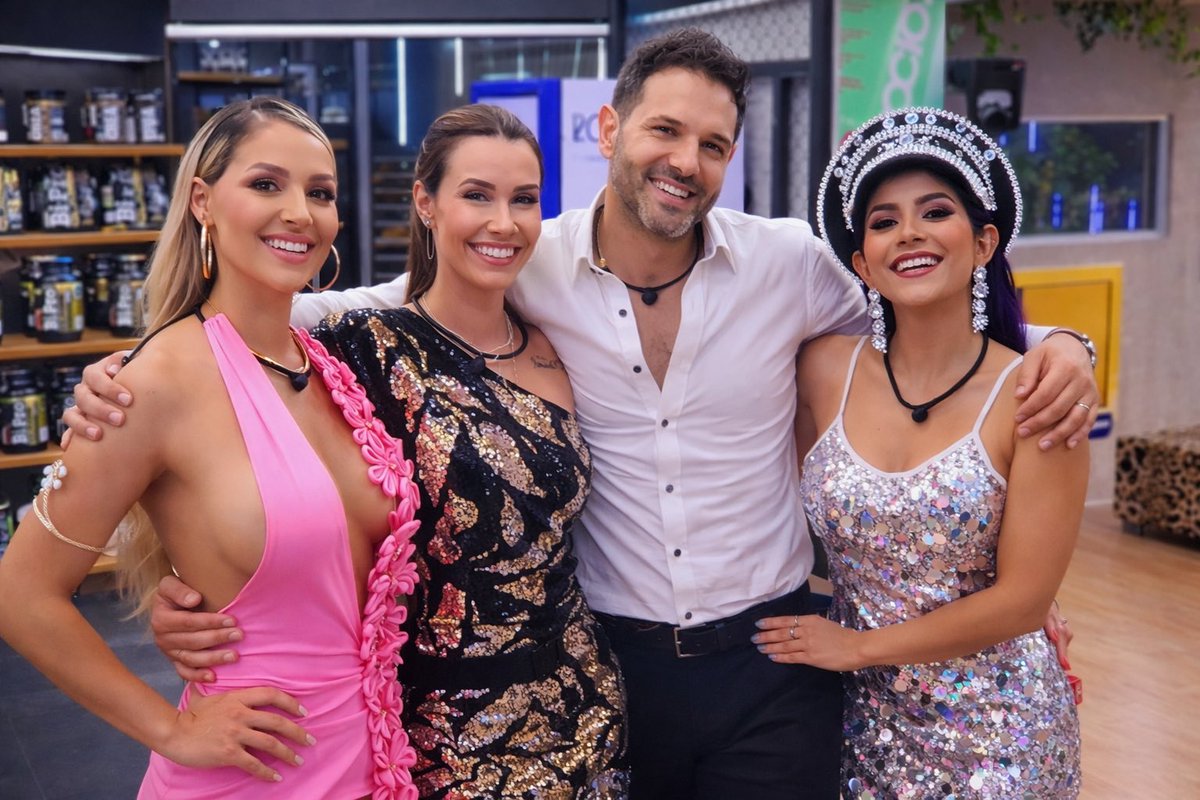 De aquí somos, no son perfectos, son reales; parados en la raya. Viva TORMENTA, nuestra tribu, nuestra familia. Alejo, Manuela, Yuli y Alexa, sigan jugando que aquí afuera Colombia se de rejo votando por ustedes. #LaCasaDeLosFamososCol #LaCasaDeLosFamososCol3